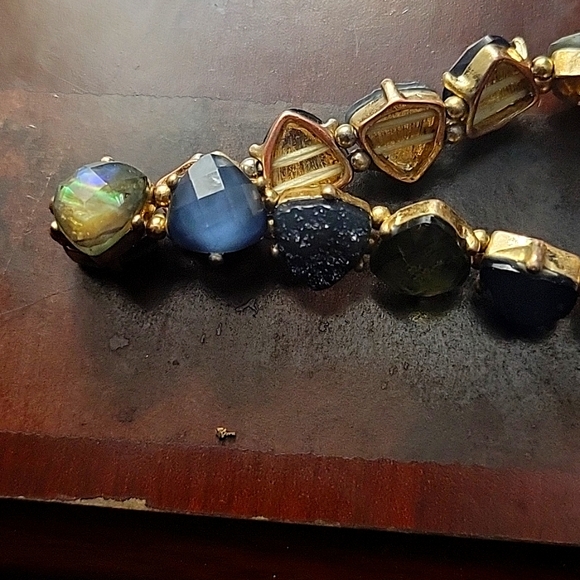 Womens Bracelet different types of stones - Picture 2 of 9